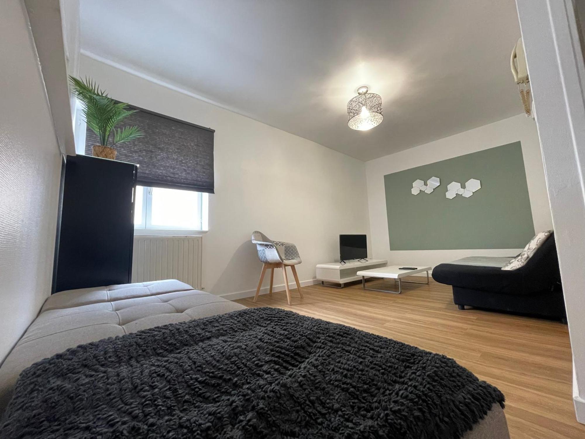 Hexagone Wifi Un Sejour A Part Daire Longeville-les-Metz Dış mekan fotoğraf